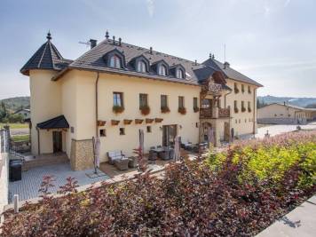 Pension CHATEAU HUNTING